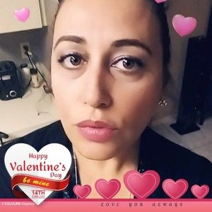 Meet your Posher, Fotini